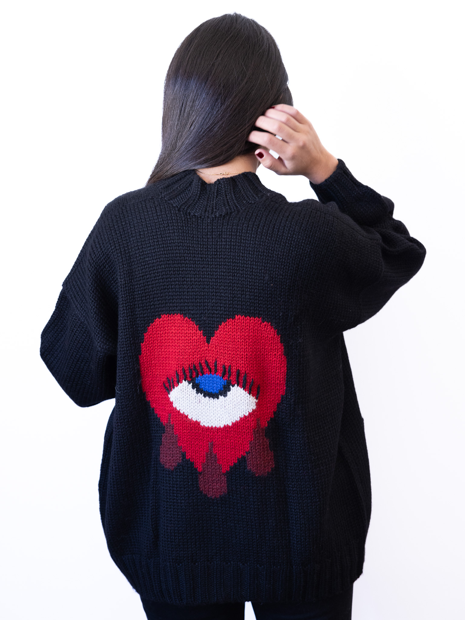 alpaca-heart-evil-eye-sweater-yapa-official